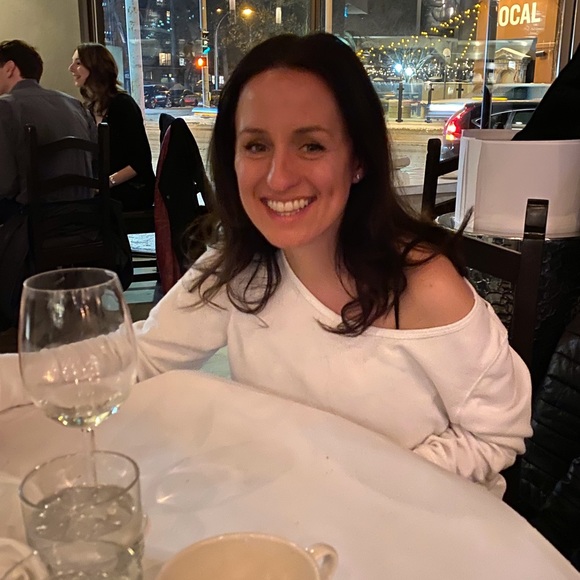 Meet your Posher, Anna - Picture 1 of 1